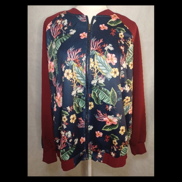 Agnes Orinda Floral Jacket (NWT) - Picture 2 of 7